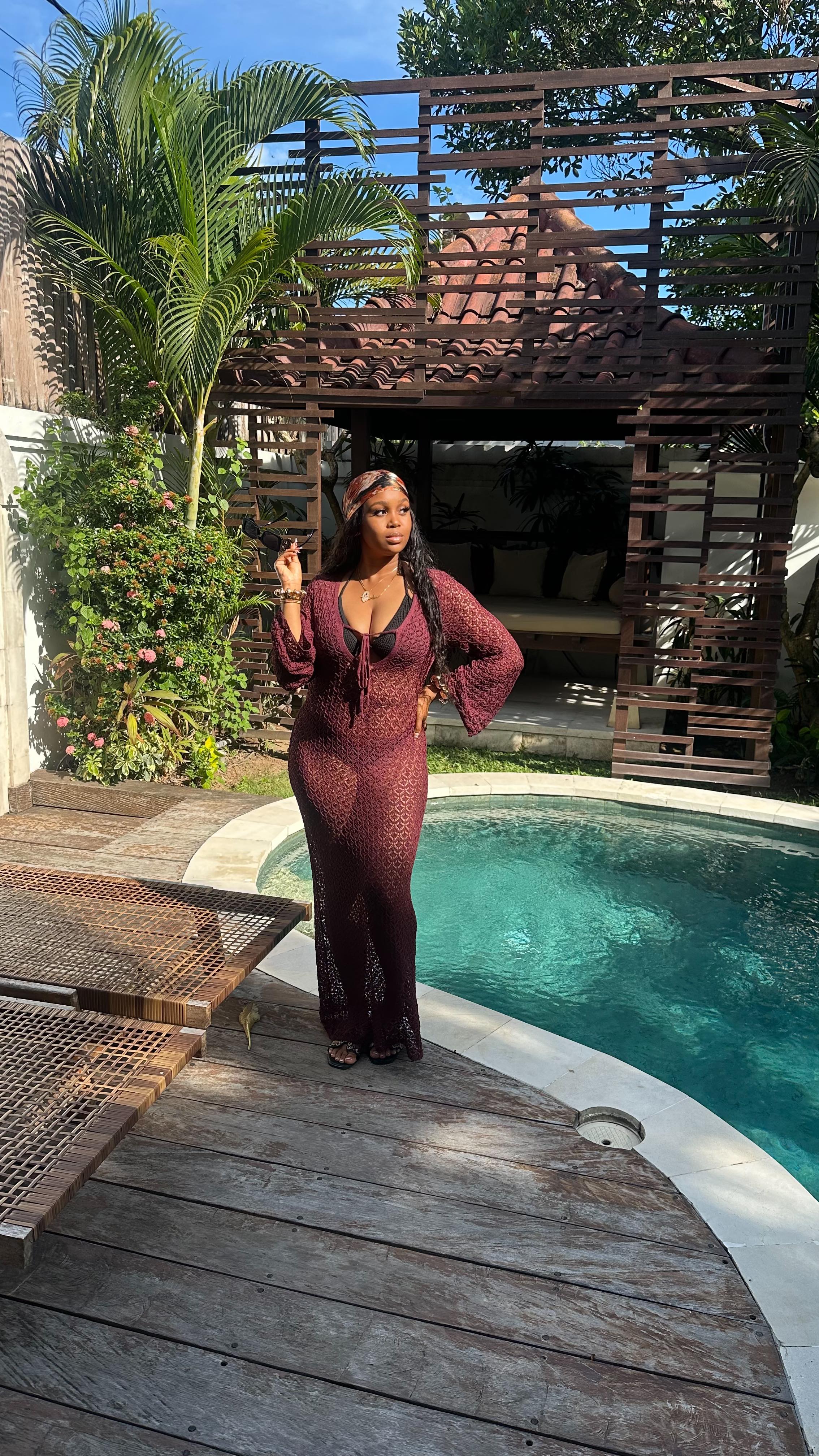 Seminyak Villa Tour | 2 bed 3 baths all to ourselves! 🙌🏾
For the second half of our Bali honeymoon, we spent time in Seminyak and Canggu! At this point in my life, I actually prefer staying at resorts because the customer service and hospitality is always unmatched! But we wanted the best of both worlds this trip. This Airbnb was located about 10-15 minutes from Seminyak Square which made getting around extremely convenient. We were also extremely close to the beach and all of the famous beach clubs, so we definitely made the most of our time! ✨
When traveling internationally, do you prefer a resort or an Airbnb?